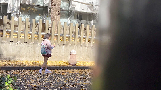 つきまとい07 褐色の肌に口をぽかんと開けてふらふら歩きながら課外学習する●稚な姿を盗撮しながらつきまとい睡眠強● 連れ込み強●で孕ませ射精。鳴咽と共に盛大に吐瀉浴槽に顔から何度も沈めた監禁記録 - サンプル画像 - 1