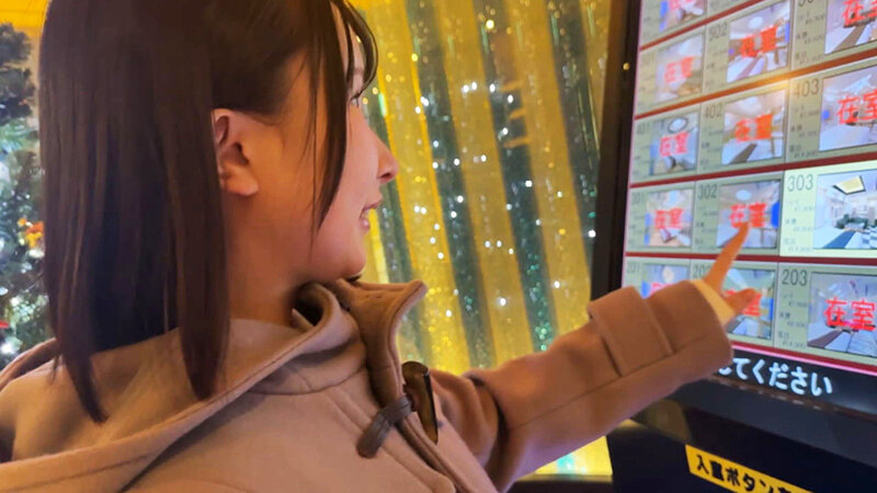 金曜 午後9時 補導前 あどけない顔の背の低い美少女から秘密の相談。キス以上の不純異性交遊を初めて会った男とシ尽くしてクラスの誰よりも淫乱になった話。 - サンプル画像 - 10