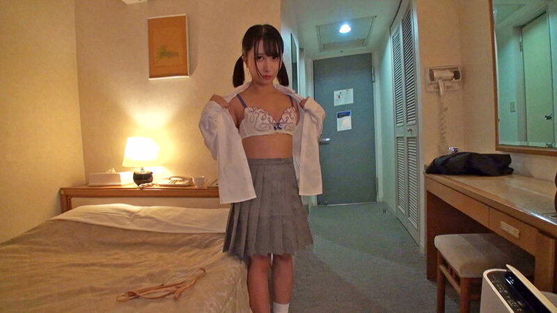 金曜 午後9時 補導前 あどけない顔の背の低い美少女から秘密の相談。キス以上の不純異性交遊を初めて会った男とシ尽くしてクラスの誰よりも淫乱になった話。 - サンプル画像 - 4