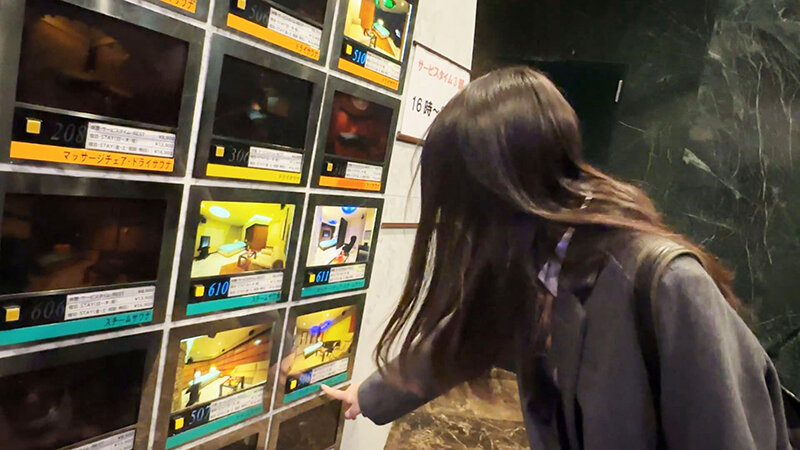 金曜 午後9時 補導前03 清楚な長髪美少女からの秘密の相談 奥手なのに乳首を勃起させて興奮を隠せない敏感な身体。快楽を知ると何回も肉棒を子宮口に擦り付けて最奥で種付け中出しシまくった話。 - サンプル画像 - 10