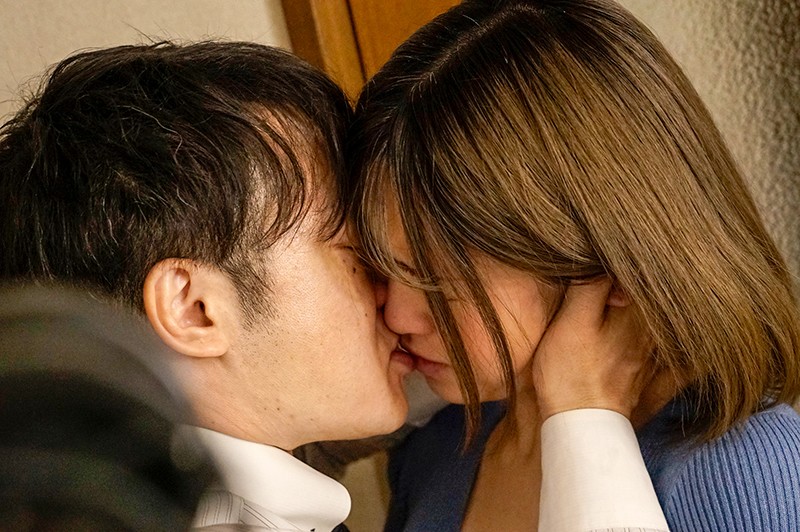 夫の不正で揺すられ貞操を汚された新米主婦 宮森みすず - サンプル画像 - 14