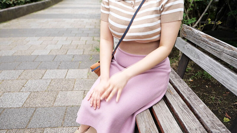 DMで応募して来たワケ有りデカ乳Hカップ素人娘 夏音（23歳）/愛媛県在住 - サンプル画像 - 3