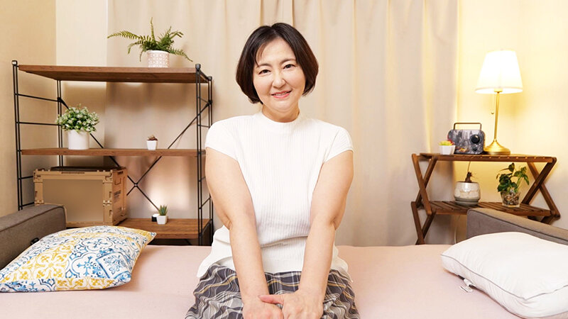 ［マニア垂涎］還暦を越えた豊満パッツパツ爆乳お婆ちゃんが欲求不満につき緊急出演 こちらが心配するほどアクメ全開でイキまくる 匿名希望（63歳） - サンプル画像 - 1