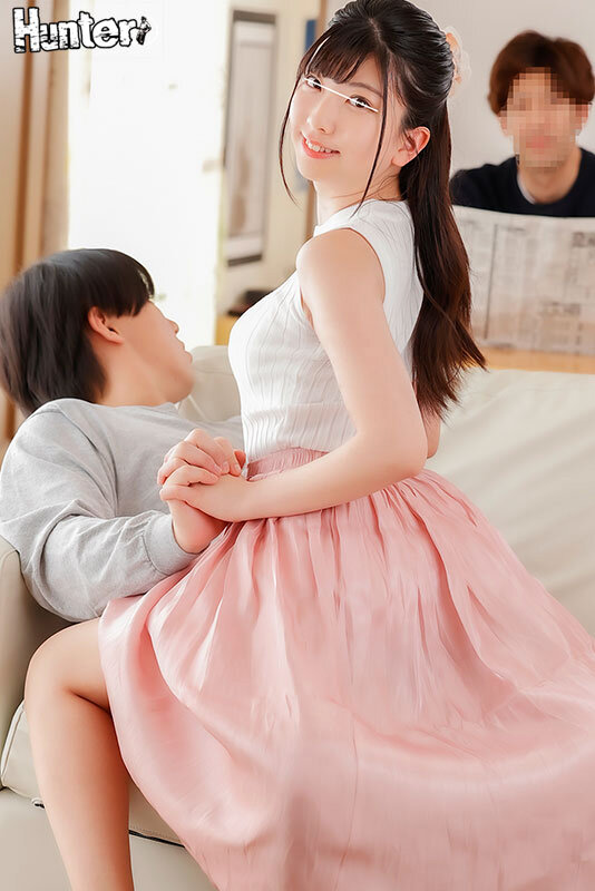 『あっダメ！激しく突いたらバレちゃう…』義妹が親の目の前でロングスカートの中でこっそり即ハメ連続イキ！4時間BEST - サンプル画像 - 9