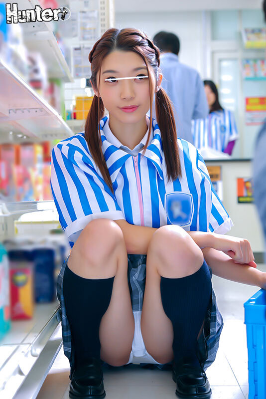 私でギンギンになった暴発寸前チ○ポ、奥までちょーだい？絶対逃れられないJ系痴女パンチラ誘惑BEST4時間 - サンプル画像 - 5