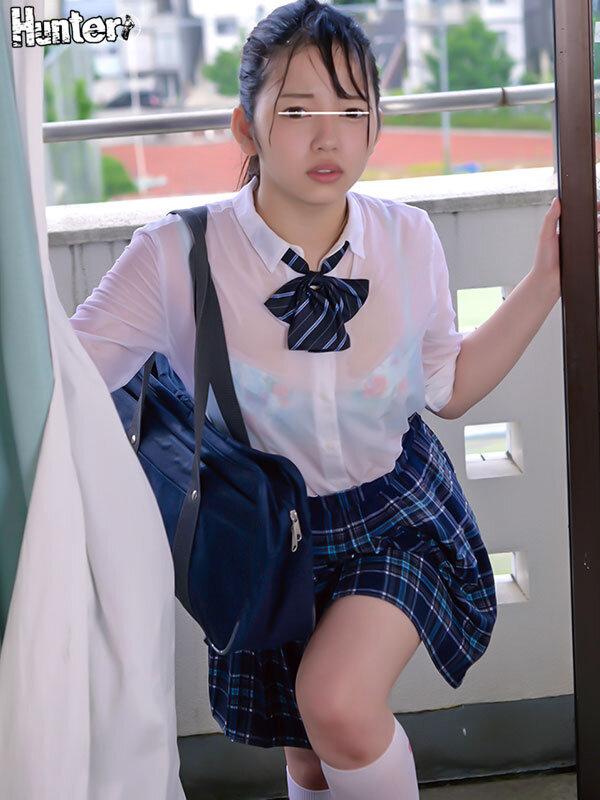 女子校生限定！ブラ透け度200％ ゲリラ豪雨でビショ濡れになった制服女子たちに勃起が止まらず中出しハメ放題BEST16名4時間 - サンプル画像 - 7