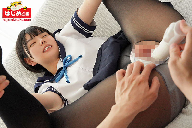 ちびっこ女子限定のムレムレ黒パンストJ系まんぐりイキ我慢チャレンジ！ 電マ＆指マン刺激に耐えてポーズ10分間キープ出来たら100万円！ 罰ゲームは連続お漏らし痙攣が止まらない敏感ワレメちゃんにデカチン激ピストン種付けプレス！ - サンプル画像 - 4