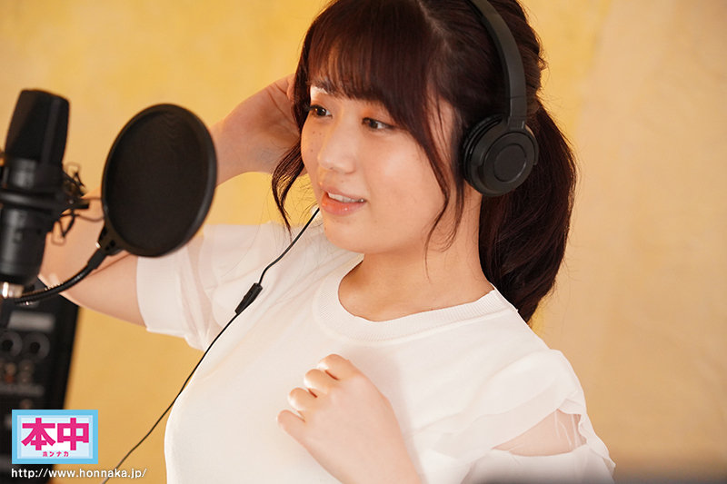 THE FIRST TAKE ワタシ、エッチな声優になりたい！子作りエロゲ台本を生チ●ポと中出しで吹き替え一発撮りしてみた 天野碧 - サンプル画像 - 1