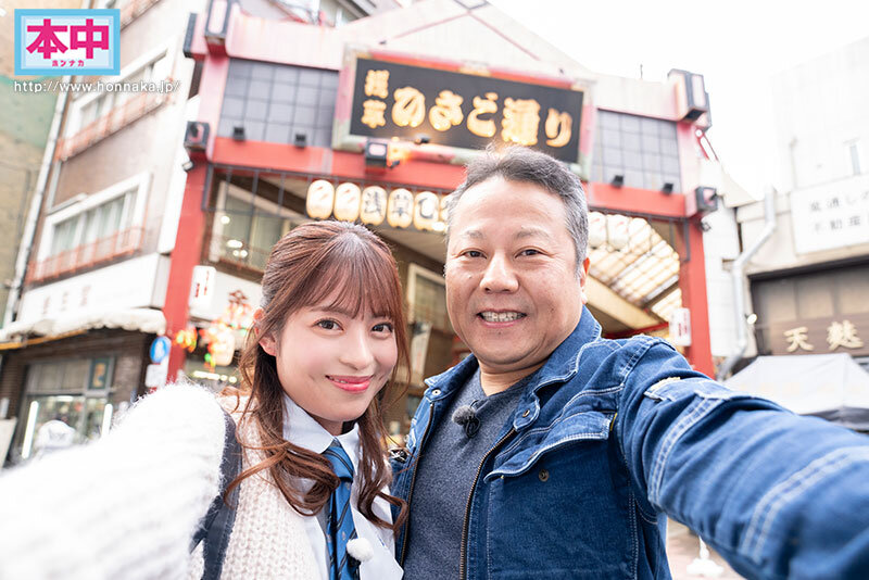 おじさんと浴衣＆制服デート ダンディなおじさん、普通のおじさん どっちがいいの？ おじさん達が本気で考えたプランでいちゃいちゃ浅草デートして、最後に中出ししたい相手を決めてッ！ 予想不明のガチンコドキュメント中出しSEX 桜もこ - サンプル画像 - 2
