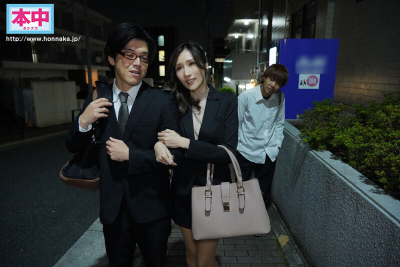 不倫している担任教師を3日間、逆バニー奴●にしてやった…！ JULIA - サンプル画像 - 1