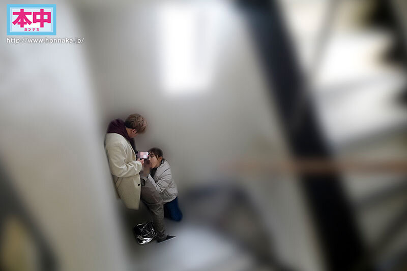ちんちんおっきしたらホテル行きだよ 大好きな彼女が休みの日なのに、セフレ志願の女の子に誘われて、密着囁き野外デートで勃起したら即ラブホゲームに負けて何度も何度も中出ししてしまった 七瀬アリス - サンプル画像 - 4