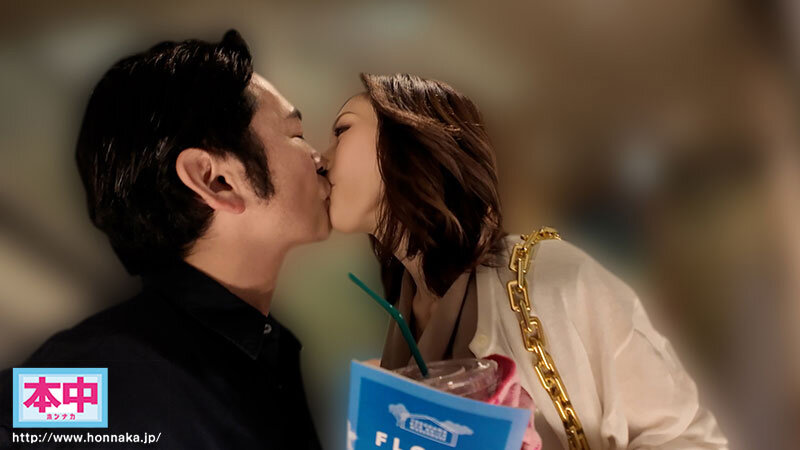 絶対バレてはいけないのに、中出し…中学の娘の担任教師と朝まで火遊び不倫デート JULIA - サンプル画像 - 4