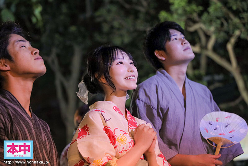 花火大会の夜、狂わせた突然の大雨 幼馴染のクラスメイトと駆け込んだラブホ相部屋雨宿り中出し 香水じゅん - サンプル画像 - 1