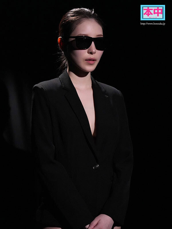 世にも卑猥な物語 奇妙でエロい中出しシチュエーション全5話収録。 香水じゅん - サンプル画像 - 7