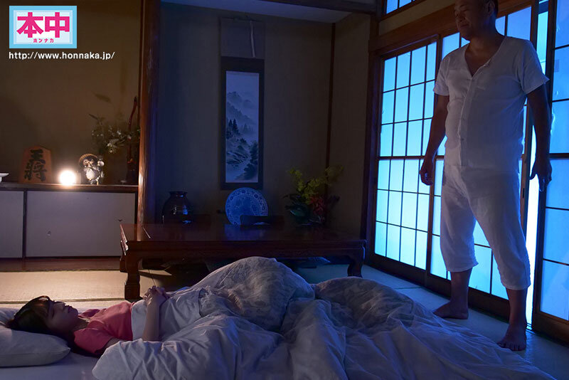 「これが村の淫習だ」夏休みに1週間の帰省中、初心ま○こを村長に捧げさせられて何度も何度も中出しされたワタシ… 倉本すみれ - サンプル画像 - 4