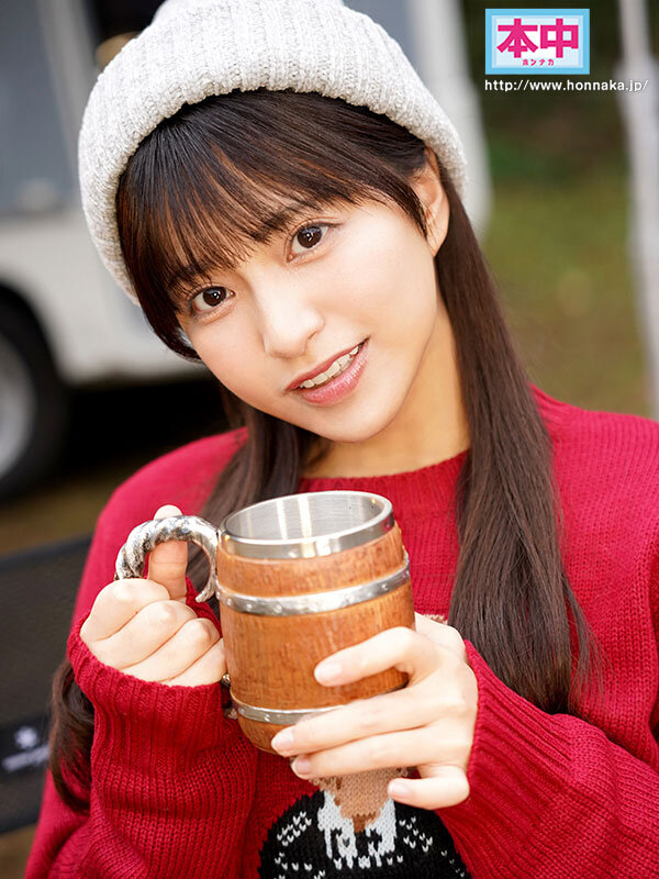 普段は真面目な会社員だけど、僕の前では面倒くさい彼女。かまわないとすぐ拗ねるし、メールの返信が遅いと誰と会ってたの？と 束縛も激しい彼女が行きたいと言っていたキャンプをしに郊外へ。デート中も面倒くさいモードに入り「今エッチしたいの」と彼女のペ… 根尾あかり - サンプル画像 - 10