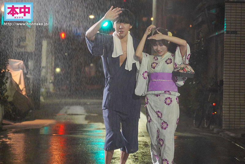 花火大会の夜、狂わせた突然の大雨 幼馴染のクラスメイトと駆け込んだラブホ相部屋雨宿り中出し 鈴の家りん - サンプル画像 - 3