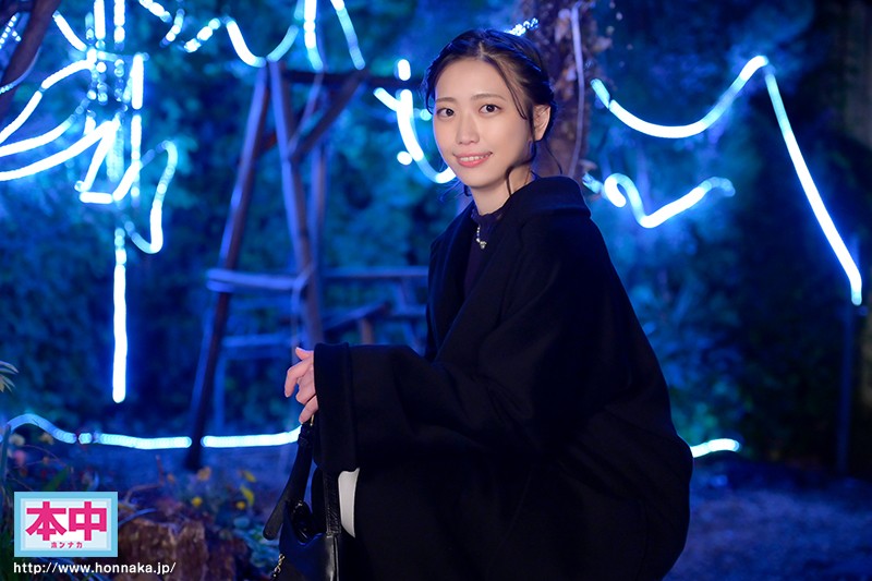 新人 表の顔は上品でおしとやかなお姉さん、裏の顔は毎日しないと気が済まない淫乱女、 ただSEXが好きで応募してきた元モデル超スレンダー美女が中出しAVデビュー 雪野ひかり - サンプル画像 - 1