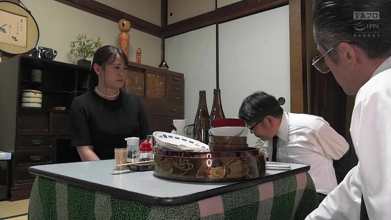 未亡人 喪服を汚す 夫が死んで忍び寄る義父・義弟 涼城りおな - サンプル画像 - 1