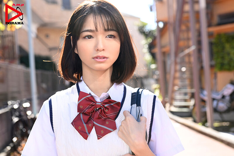 乳首を弄ると胸が大きくなるって、おじさんが教えてくれたから… 倉本すみれ - サンプル画像 - 9