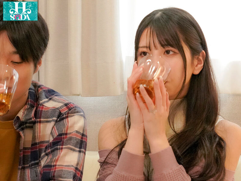 マジックミラーNTRエステ 隣で美乳スレンダーな彼女が寝取られているのに、僕は巨乳お姉さんの凄テクに抗えず、生中セックスしてしまった。 美谷朱音 倉木しおり - サンプル画像 - 13