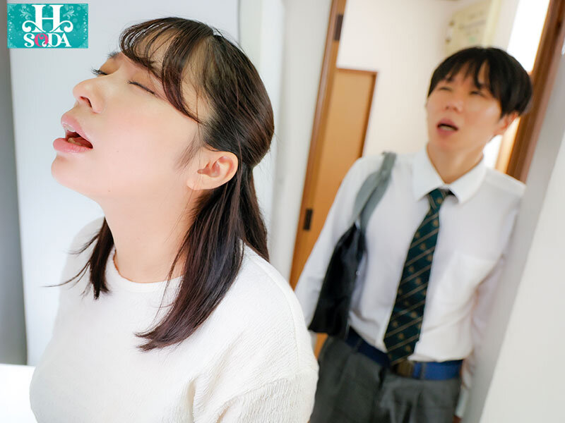 毎日オカズにし合っていた親子。夫の出張で理性がぶっ飛んだ汗だく近親相愛。 東ふうか - サンプル画像 - 5
