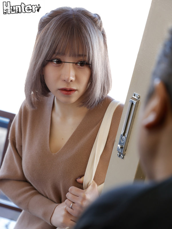 デリヘル感覚で出張家政婦を呼んで、数珠つなぎに犯し続ける汚部屋の絶倫ゲス男 - サンプル画像 - 17