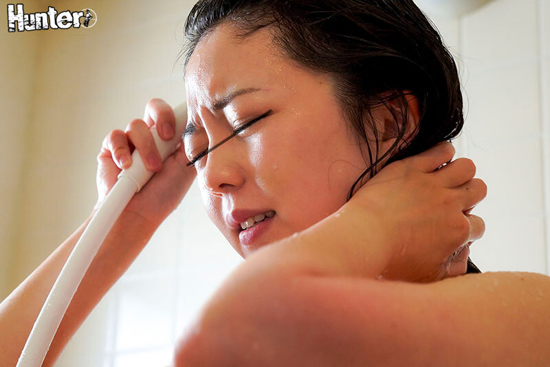「絶対に目を開けちゃダメだよ」「開けなければずっとここで生活できるからね」義父は私に初めて売春をさせる時こう言いました。 - サンプル画像 - 18