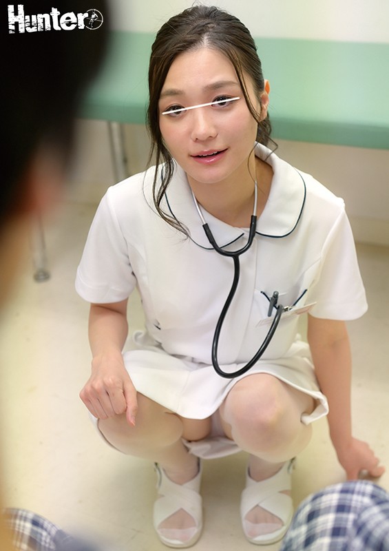 一生懸命働くキレイな女性（看護師、教師、OL…）は自分がパンチラしている事に気づかないほど仕事に夢中。その無防備なパンチラが男の勃起を誘発！2 - サンプル画像 - 6