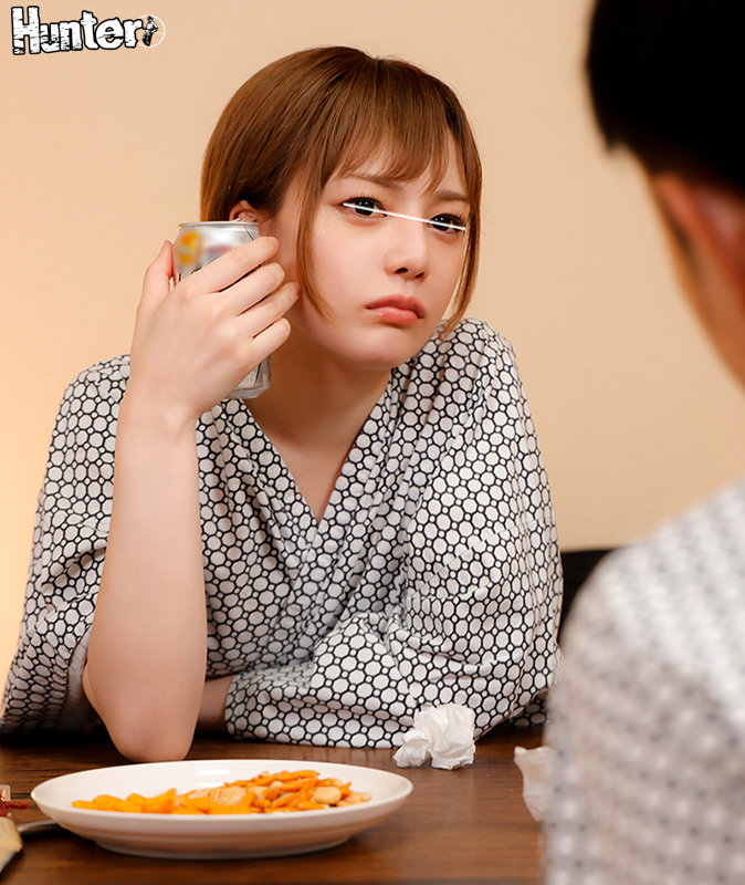 「ゴメンなさい…！イッちゃいます！」出張先で相部屋になった傲慢後輩女子社員が帯拘束ピストンで汗だく謝りイキ！ボクのミスで出張中の宿が後輩女子 - サンプル画像 - 4
