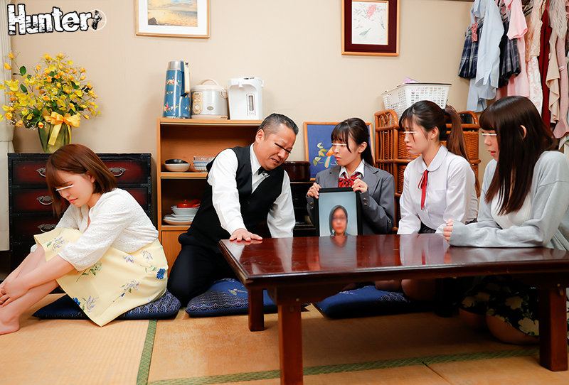 そこは知る人ぞ知る先祖代々続く由緒正しきソープランド泡多家。家族総出でソープランドを経営！女は泡姫として男は裏方として働いている。そんな - サンプル画像 - 2