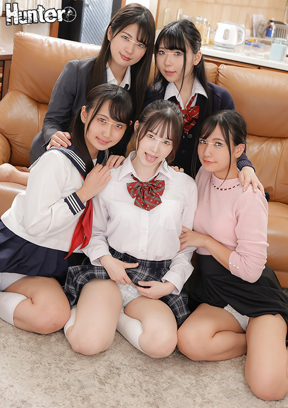 男子校に通う冴えないボクだけど家に帰れば5人の義姉妹たちと毎日ヤリまくりのハーレム生活！学校の友達には絶対言えないボクの秘密。それは家に… - サンプル画像 - 1