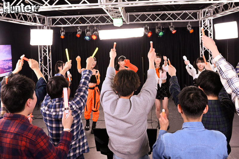 だれとでも定額挿れ放題！地下アイドル編 ライブ会場でグッズを一定額購入すると特典として、その場でアイドルに触り放題！挿れ放題！！ - サンプル画像 - 3