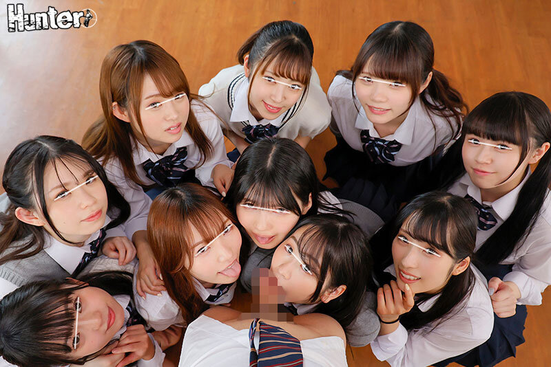 男はボク1人の学校の大掃除は超パンチラ天国！見渡せば視界に広がる無限パンチラに大興奮！去年まで女子校だった学校に編入したら男はボク1人！ - サンプル画像 - 5