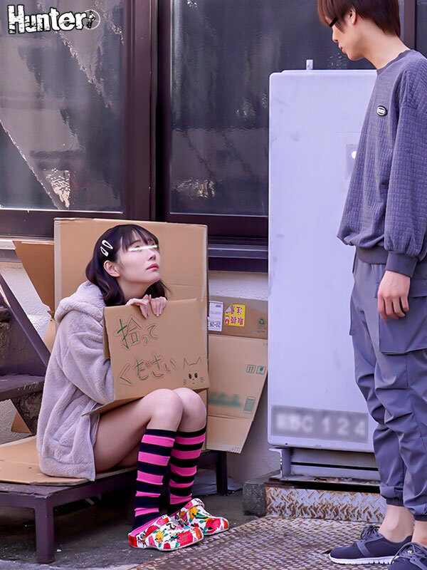 神待ち家出少女に「家に泊めてあげるから」と言って自宅に招き入れ即押し倒しずーっとそのままSEXしまくり！友達も呼んで代わる代わるハメまくり！ - サンプル画像 - 4