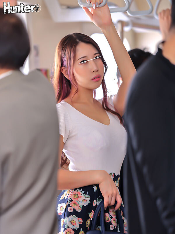 見逃さないで！ヤリたがりのサイン。言葉なんていらない！やたらと視線を合わせてくる美女は100％ヤれる！！ - サンプル画像 - 3