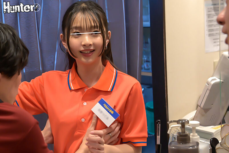 だれとでも定額挿れ放題！カラオケ編 歌い放題！挿れ放題！ルーム料金とは別に月額料金を支払うと、店内の女性ならお客さんだろうが… - サンプル画像 - 4