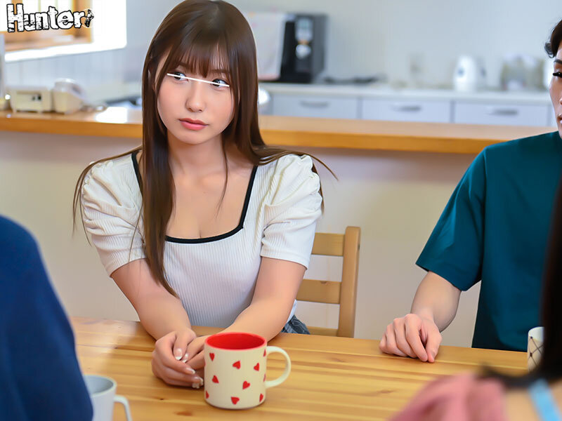 弟想いの義姉がヌードデッサンモデル！？女性の裸が見たくて美術部に入った。しかし！ヌードデッサンの時間は一年に一度きり！事実を知って落ち込むボクの為に義姉がなんと自宅でヌードモデルになってくれたんです。恥ずかしそうに服を脱いでいく姿に大興奮！さらに… - サンプル画像 - 2