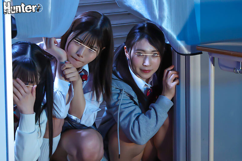 18歳未満立ち入り禁止の暖簾をくぐれば欲求不満な女子生徒といつでもヤリ放題！18歳未満立ち入り禁止の暖簾の先にはエロがある！使われていない旧校舎に出来た 18禁スペースは暇を持て余した学生たちの発情スポットに！ - サンプル画像 - 5