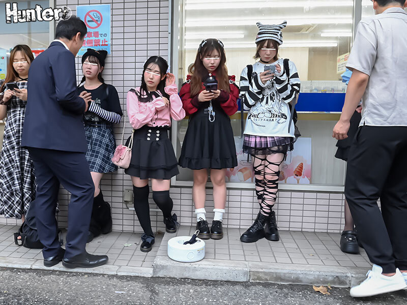 地雷系たちんぼ女子！交渉次第でNNOK！援交・割り切りする地雷系女子たちは最近公園で取り締まりが厳しくなったからとコンビニ前で立ちんぼ開始！貧困・推し活・暇つぶしと理由はそれぞれだけどお出かけついでに安心安全に活動中！？ - サンプル画像 - 2