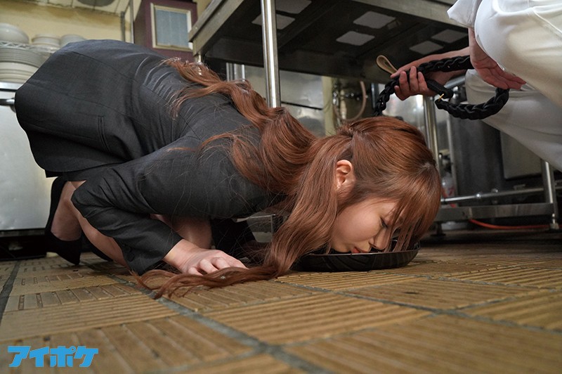『絶対許さねぇ！！』 ピンサロ行ったらクソ生意気女上司の西宮だった。副業禁止なのに…口止め代わりに本番して奴●なみの扱いしてやった。 復讐の超イラマ姦 生意気女にしゃぶらせる！ 西宮ゆめ - サンプル画像 - 8