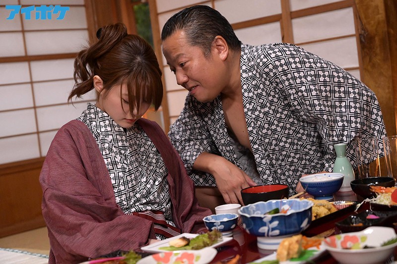 死ぬほど大嫌いな上司と出張先の温泉旅館でまさかの相部屋に… 醜い絶倫おやじに何度も何度もイカされてしまった私。 相沢みなみ - サンプル画像 - 3