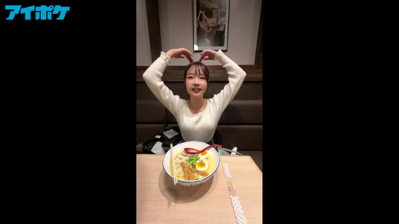 大好きだったけどフラれた元カノと偶然再会したら昔よりも圧倒的にかわいくなっててテンション爆上がったボクは ダメ元ラブホデート誘ったらまさかのOKで朝までノンストップ中出しSEXしまくった。 二葉エマ - サンプル画像 - 12