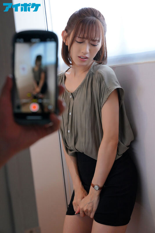 利尿剤を飲まされガマンできず生徒の前で何度も失禁アクメする美人女教師 美脚を震わせ太もも濡らす恥じらいのガクブル強●おもらし輪● 希島あいり - サンプル画像 - 2