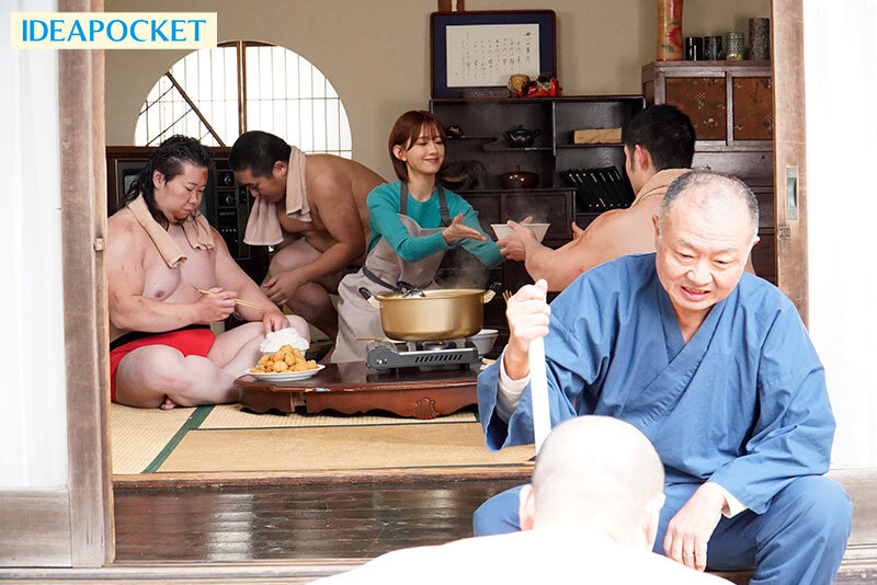 相撲部屋の美人女将が性欲旺盛な力士たちに圧迫種付けプレスされ続ける日常。 希島あいり - サンプル画像 - 3