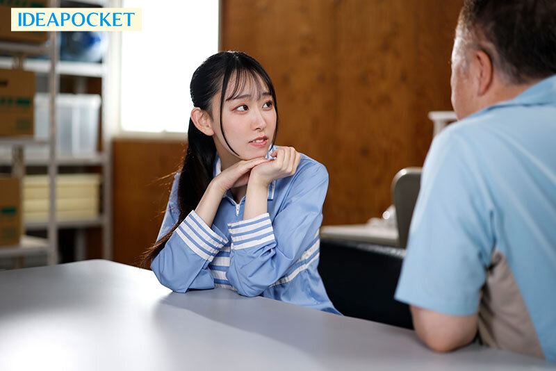 「クンニして欲しい！」×「クンニしたい！」彼氏が舐めてくれない学生バイト＆奥さんがクンニさせてくれない店長のクンニで結ばれた不倫SEXはクンニが一番大事！ 月城りり香 - サンプル画像 - 3