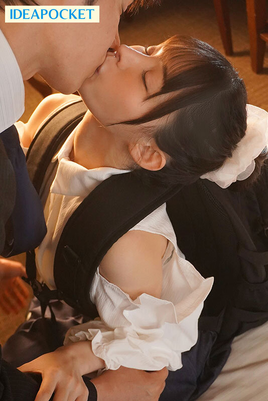 天真爛漫で天使のような担当アイドルに誘われ レッスン後、ラブホ合流し何度も背徳性交してしまうマネージャー失格の俺 山田鈴奈 - サンプル画像 - 6