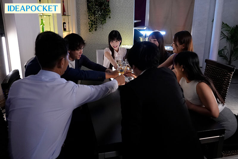 男ウケが良過ぎるあざと可愛い新人女子社員嫉妬に狂った女上司達はレ×プ合コンを計画！飲ませて酔わせて眠らせて思う存分、眠姦した後…トドメの媚薬キメセク孕ませ輪●！ 桜空もも - サンプル画像 - 2