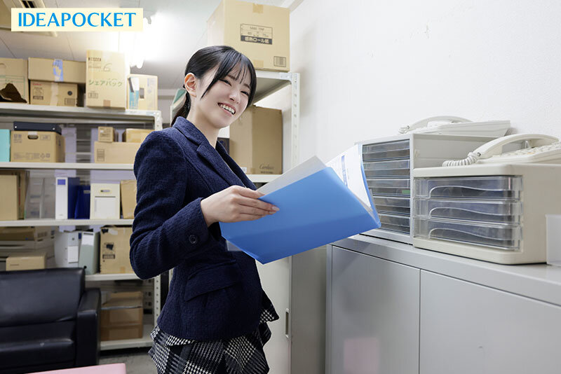 仕事もプラべも充実してそうな美女キャリアウーマンなのに エッチな話に弱い恥ずかしがり屋さん 第一印象と中身とのギャップが凄く可愛い社長秘書AVデビュー 安西澪 - サンプル画像 - 3