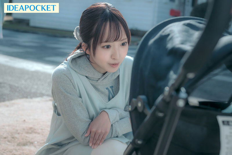 美人で優しい子供たちから人気の’つむぎ先生’AVデビュー 保育士で真面目だけどAV好きなむっつりで隠れMなんです… 永野紬 - サンプル画像 - 1